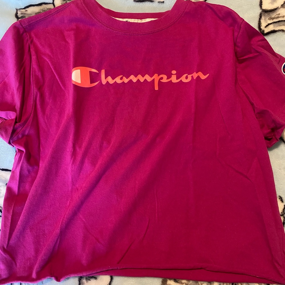 Champion t shirt